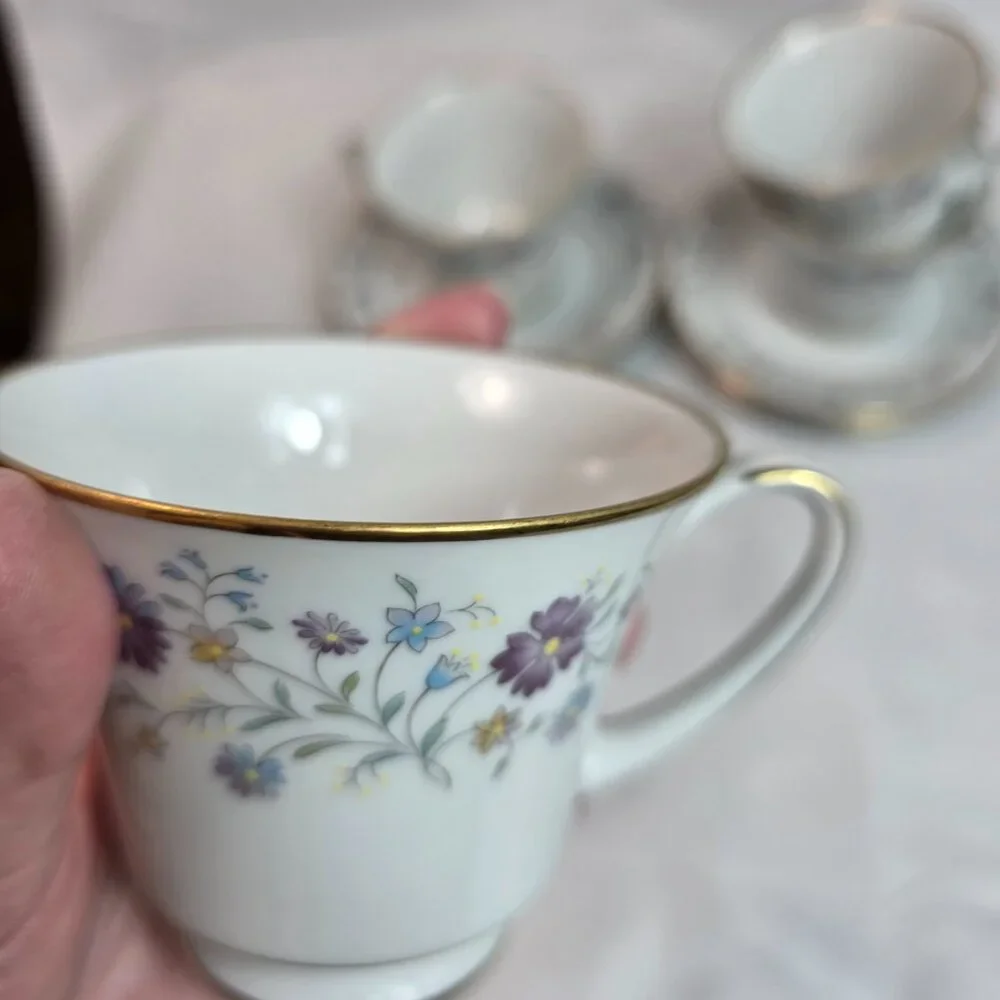 FOUR Noritake Longwood #2485 Cup & Saucer Sets Purple, Blue & Yellow Flowers